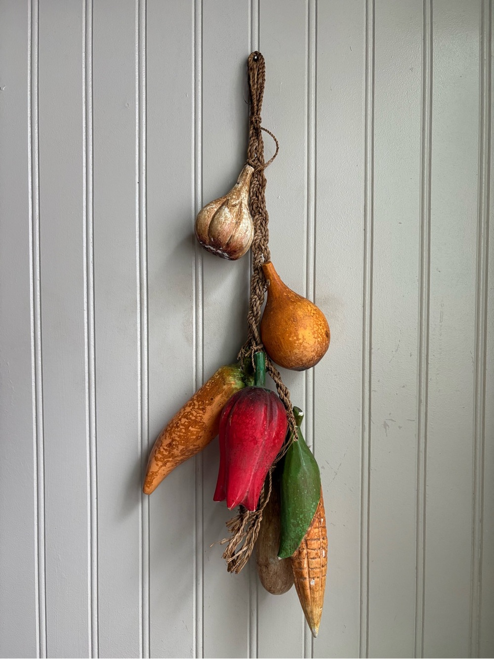 Vintage Decorative Vegetable & Rope Wall Hanging Kitchen Decor VTG Retro Grandma